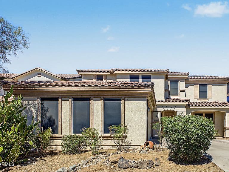 45580 W Starlight Drive photo 2