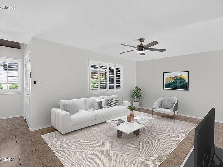 1418 W LA JOLLA Drive photo 5