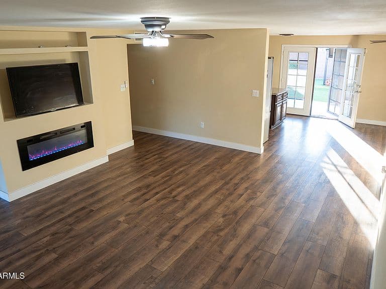 13250 N 38th St photo 3