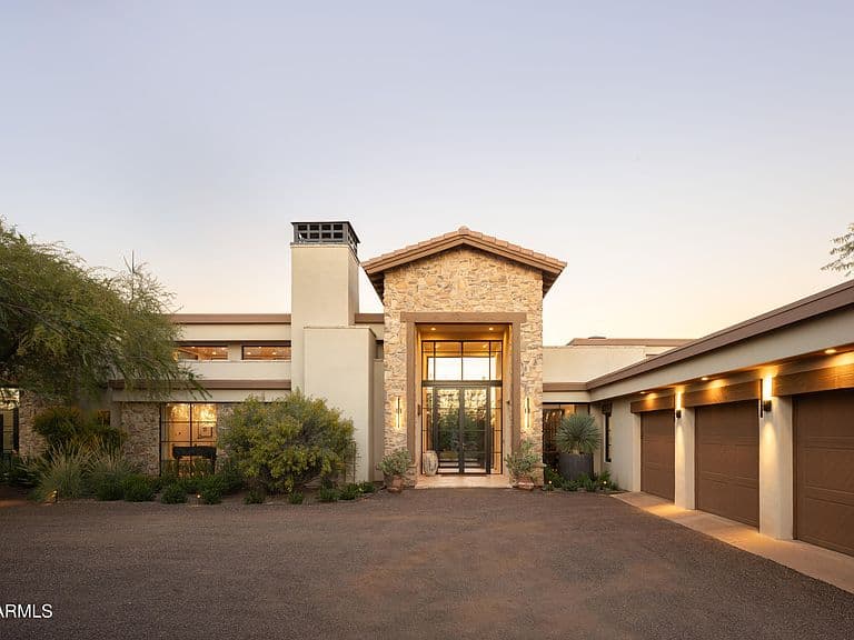 23645 N 83rd Pl photo 2