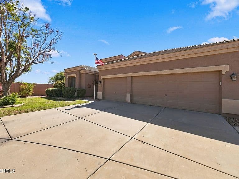 10459 E IDAHO Circle E photo 4