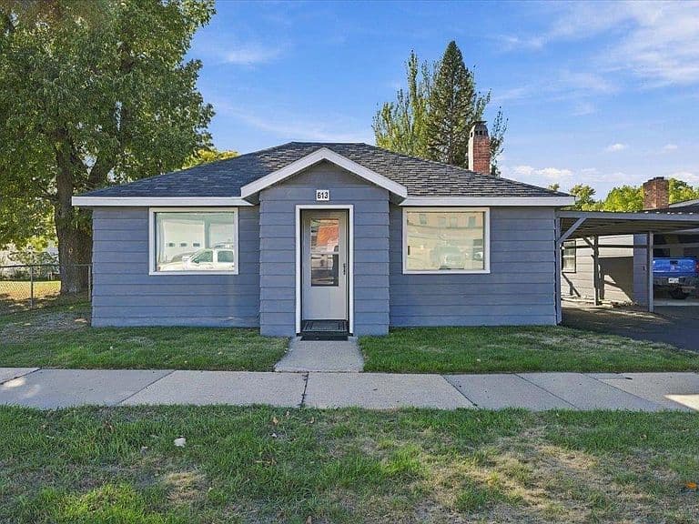 613 N Canyon St photo 1