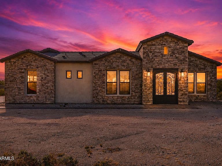9072 S Krista Drive E photo 1