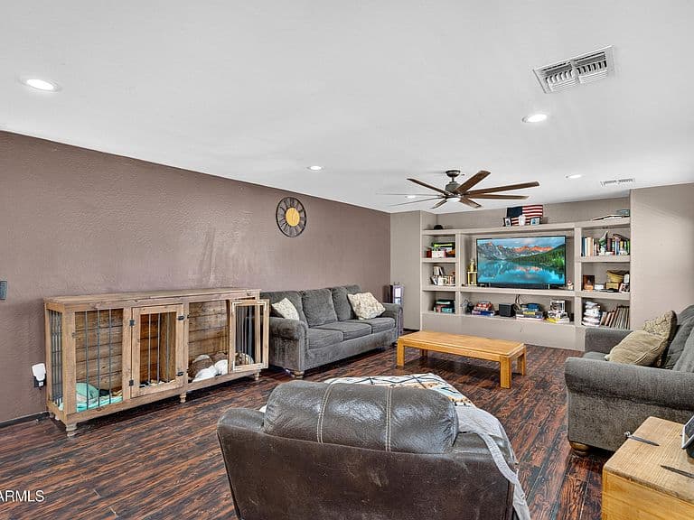 11825 W MOHAVE Street photo 5