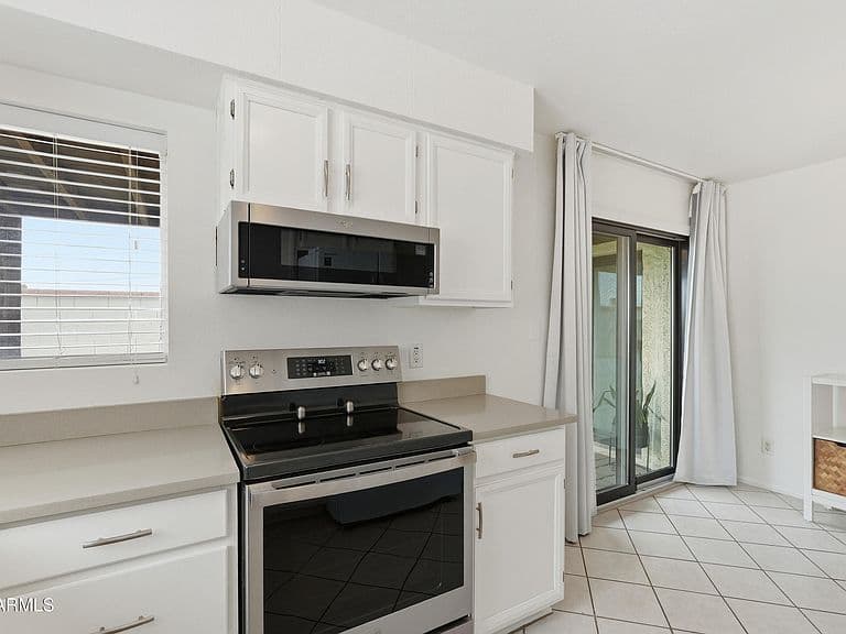 1301 W RIO SALADO Parkway #51 photo 4