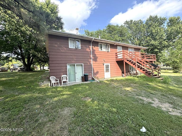407 2nd St photo 1