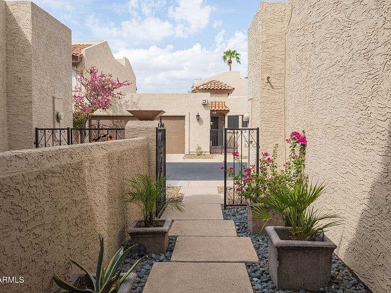 5812 N 12TH Street #31 photo 3