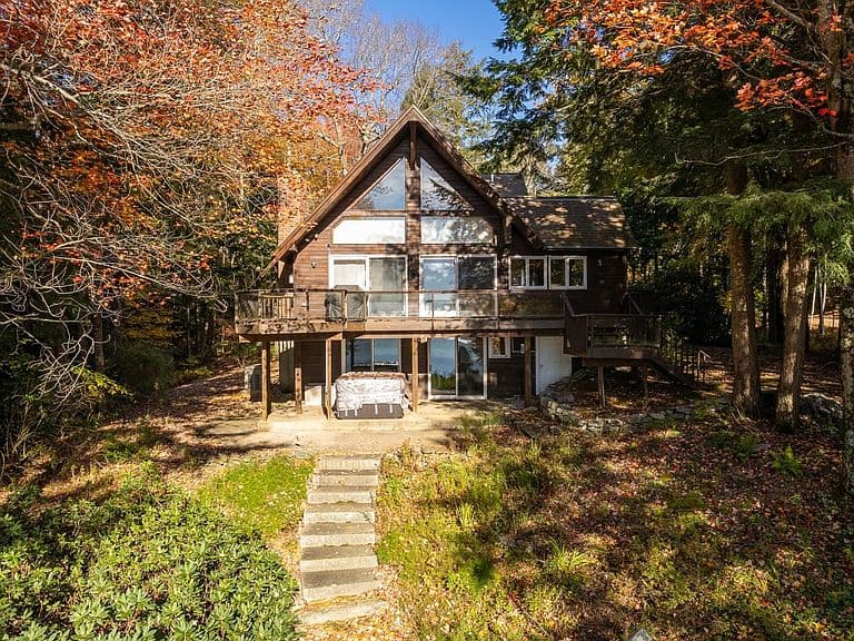 65 Ashuelot Drive photo 1