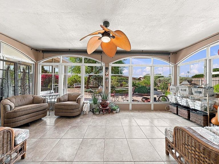 10722 W WELK Drive photo 3