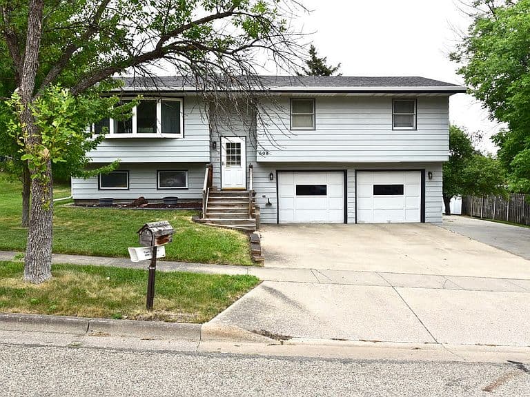 608 N Taylor Ave photo 5