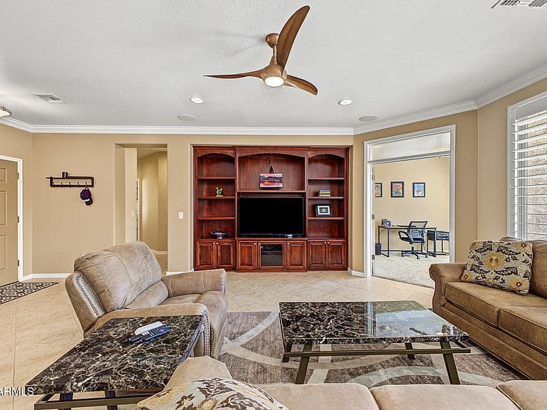 27013 W RUNION Drive photo 5