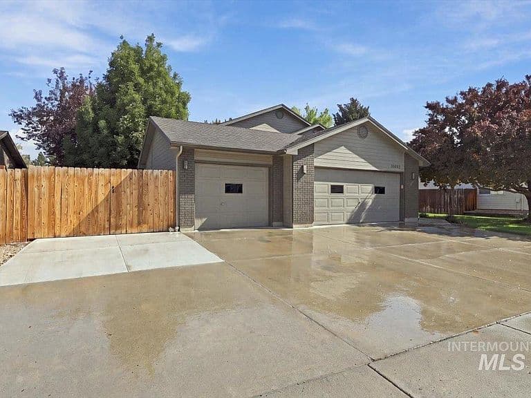 10032 W Pattie Dr photo 3