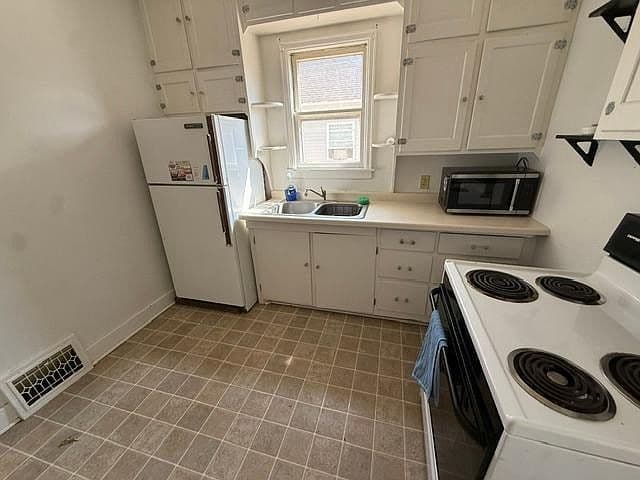 213 11th St N photo 5