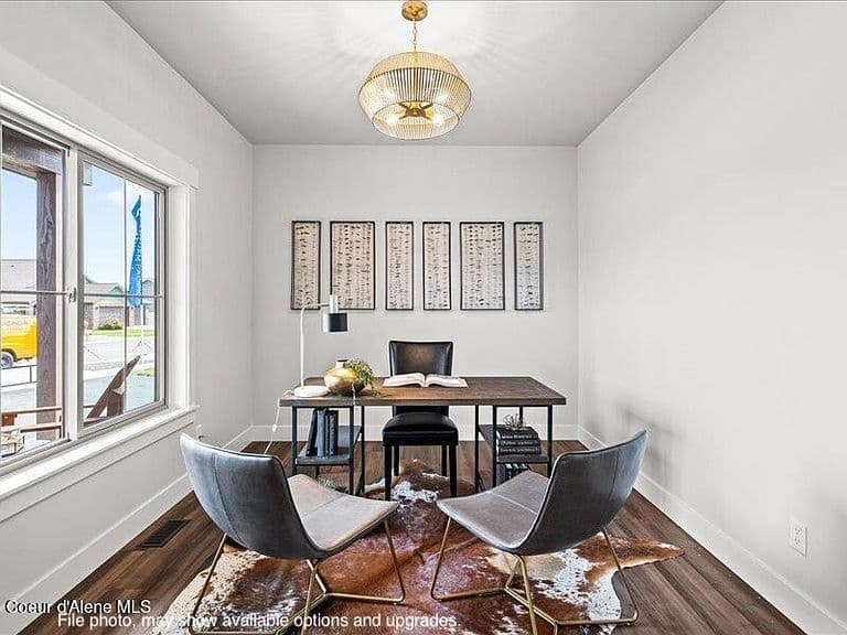 529 E Sandmyrtle Ave photo 5