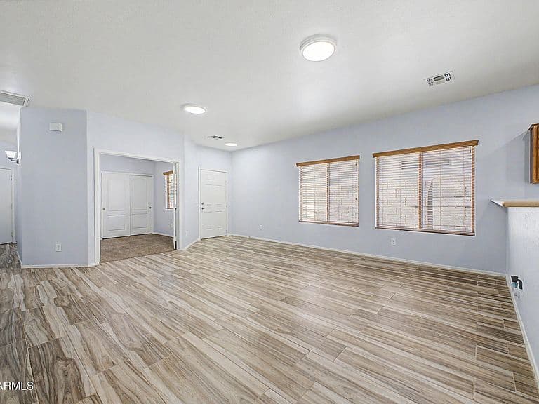 1447 W BRANGUS Way photo 5