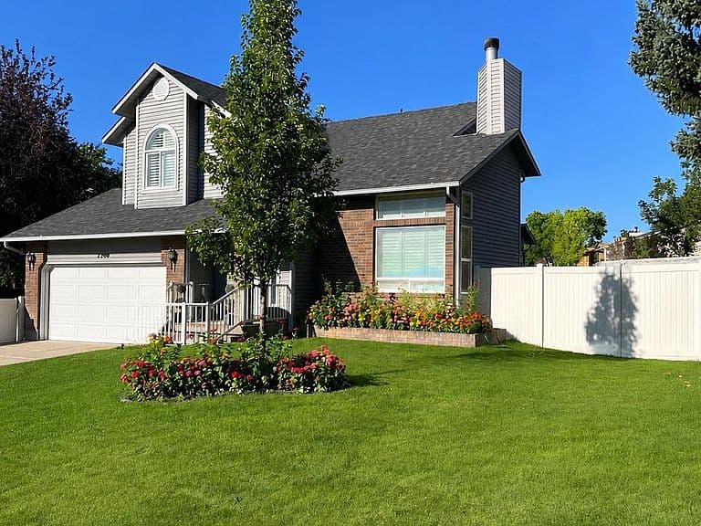 1500 Delphic Way photo 2