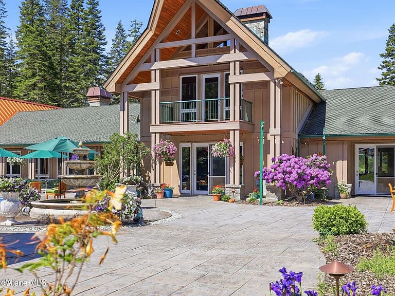 8850 E Fernan Lake Rd photo 4