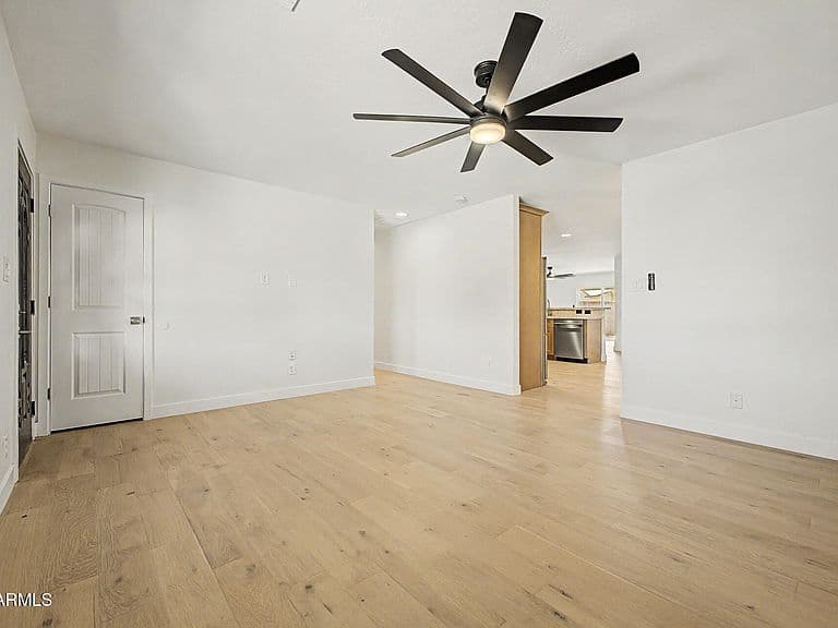 1273 W LA JOLLA Drive photo 5