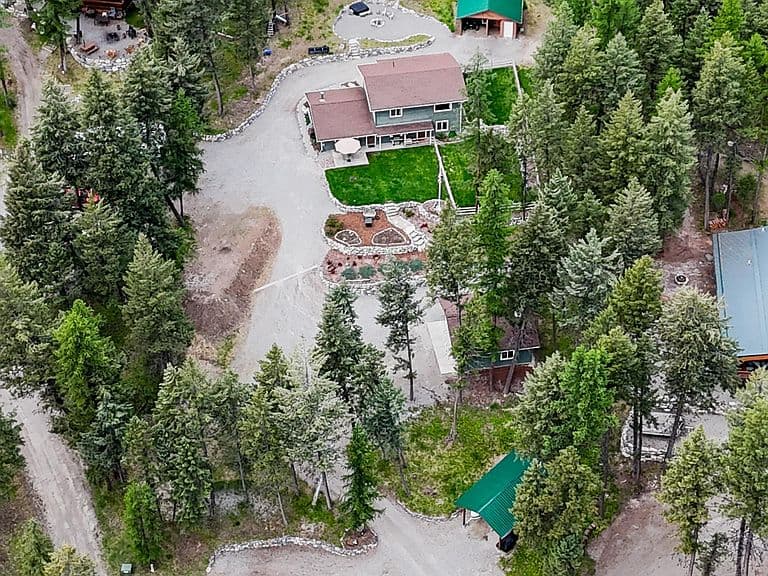 700 Pomeroy Trl photo 1