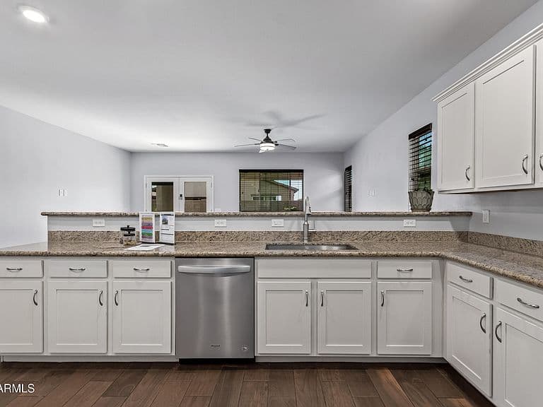 17115 W ORCHID Lane photo 5