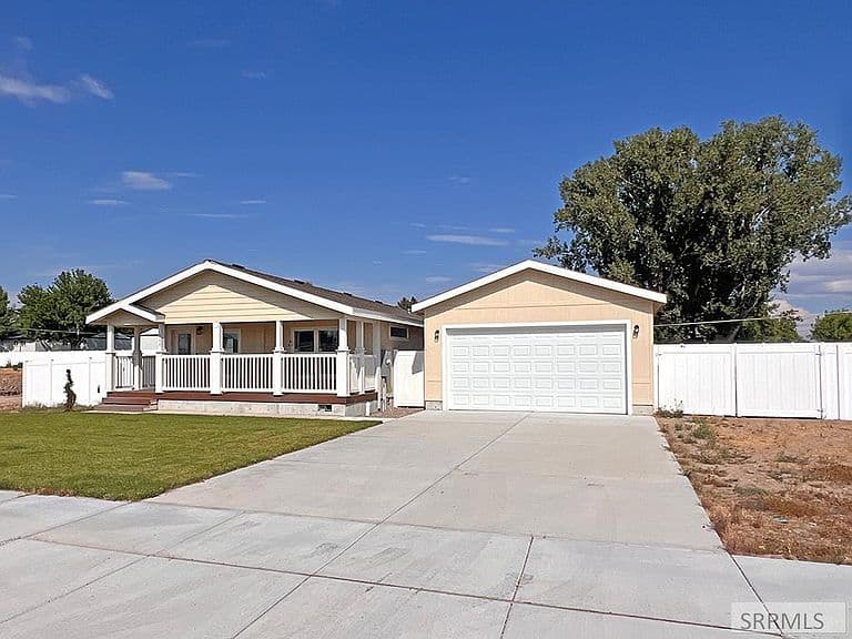 960 Cottage Ln photo 1