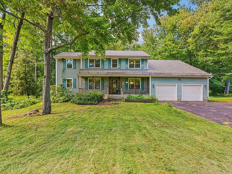 75 Nottingham Lane photo 4