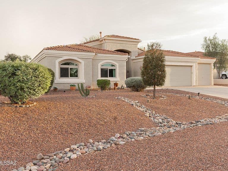 6707 W Calle Valerio photo 2