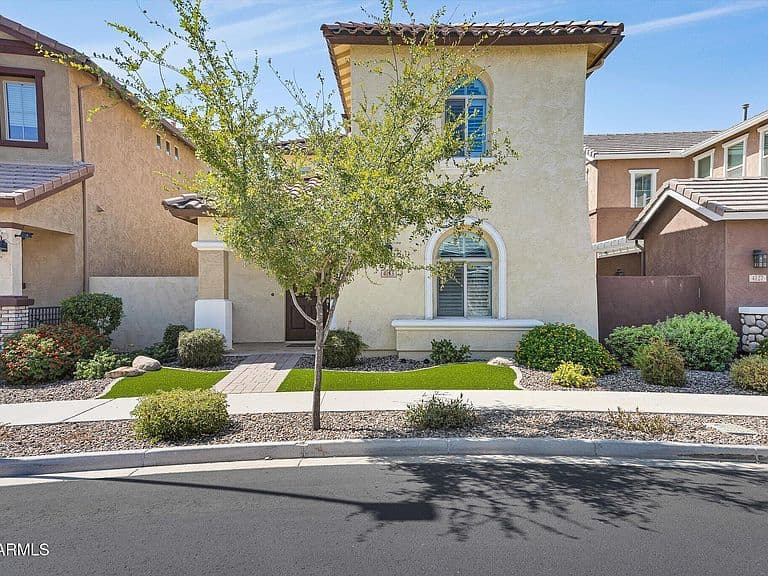 4133 E BETHENA Street photo 2