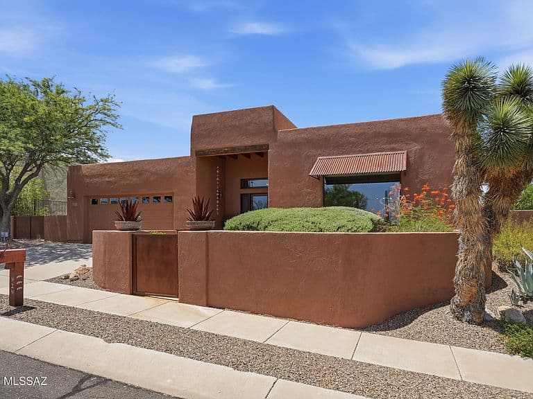 929 N Leutea Dr photo 2