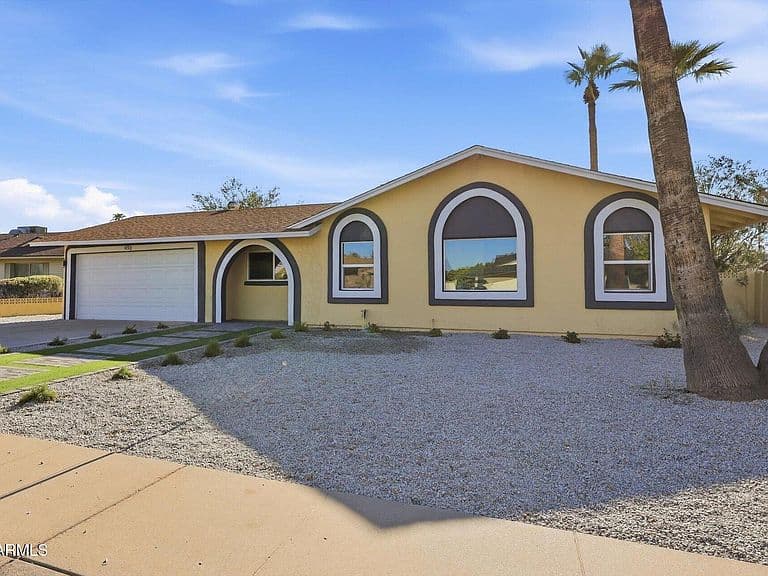 4625 S RITA Lane photo 2
