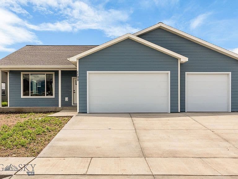 1105 Melissa Way photo 1