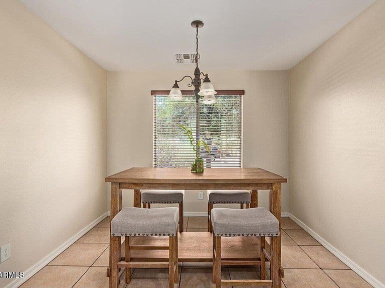 25060 W VISTA NORTE Street photo 4