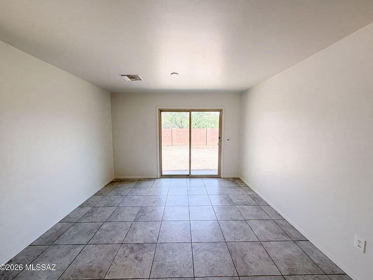 850 W Calle Arroyo Norte photo 3