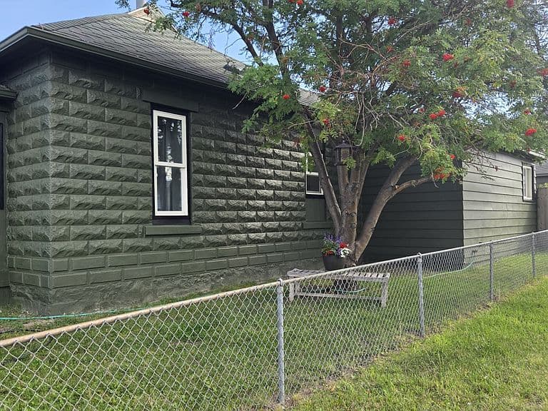 1459 Wilder Ave photo 4