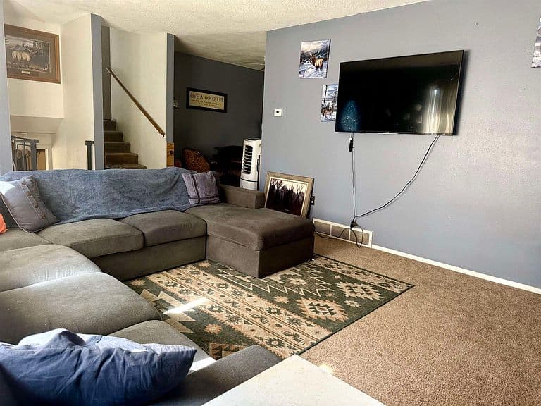 1808 Crest Way photo 2