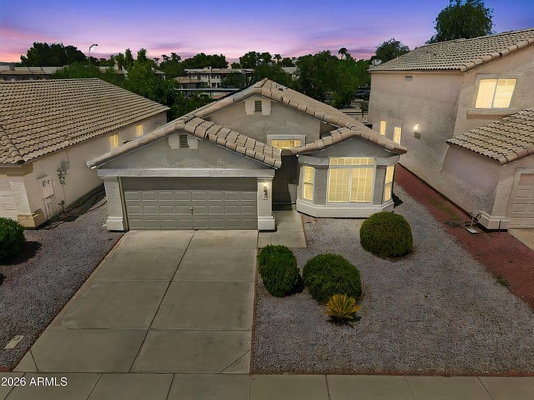 860 N CHOLLA Street photo 1