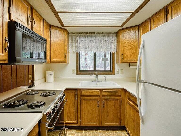 5522 FOREST Drive photo 4