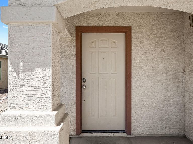 41294 W Pryor Lane photo 3