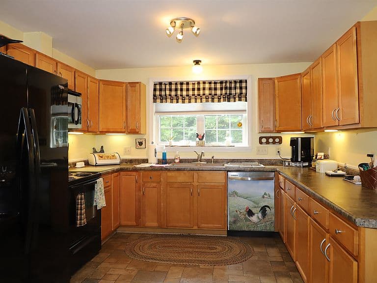 37 Poplar Lane photo 5