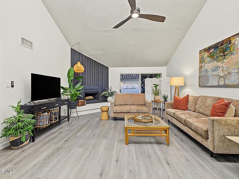 4144 N 21ST Street #8 photo 1