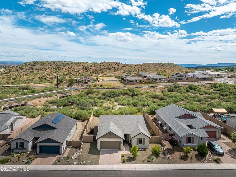 467 CLEOPATRA HILL Road photo 3