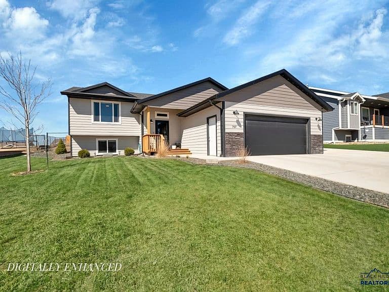 707 Summerfield Dr photo 2