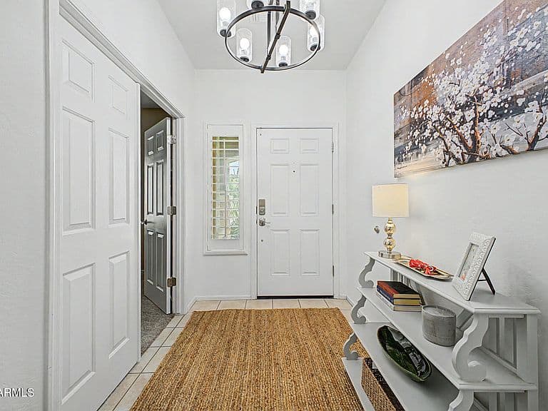 6604 W RUSHMORE Way photo 5