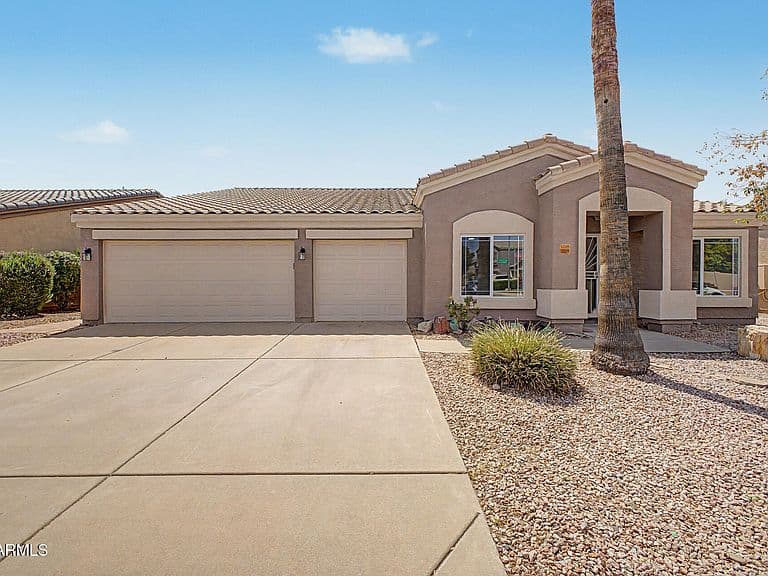 10505 E EMERALD Circle photo 4