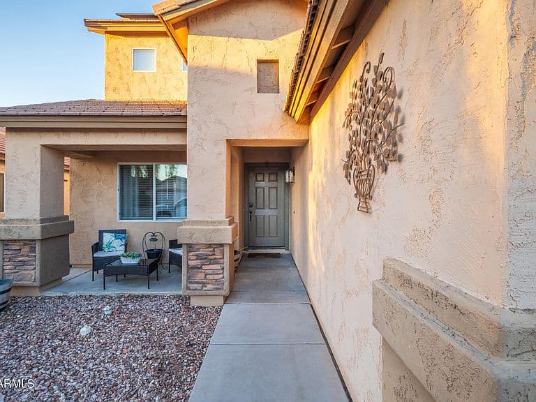 22602 W YAVAPAI Street photo 2