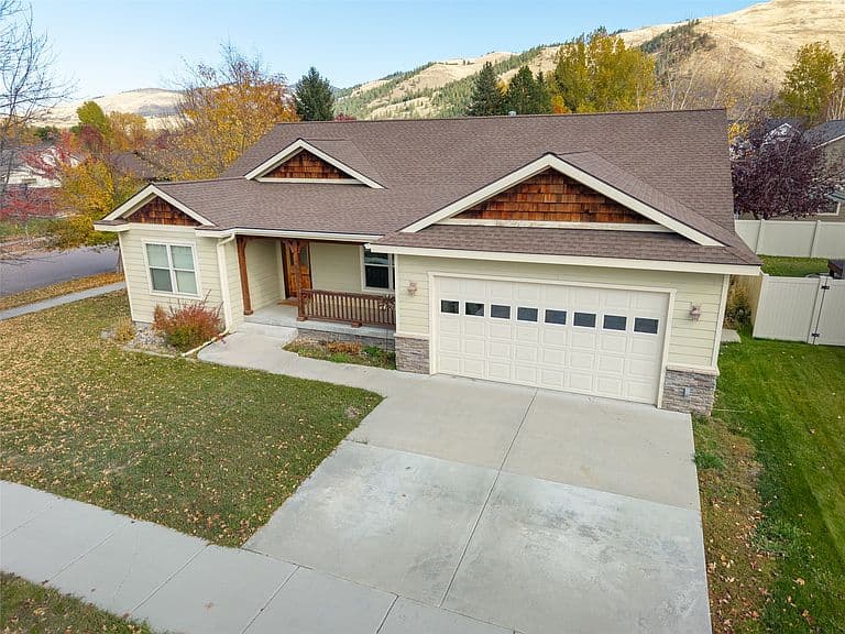 5714 Lonesome Dove Ln photo 1