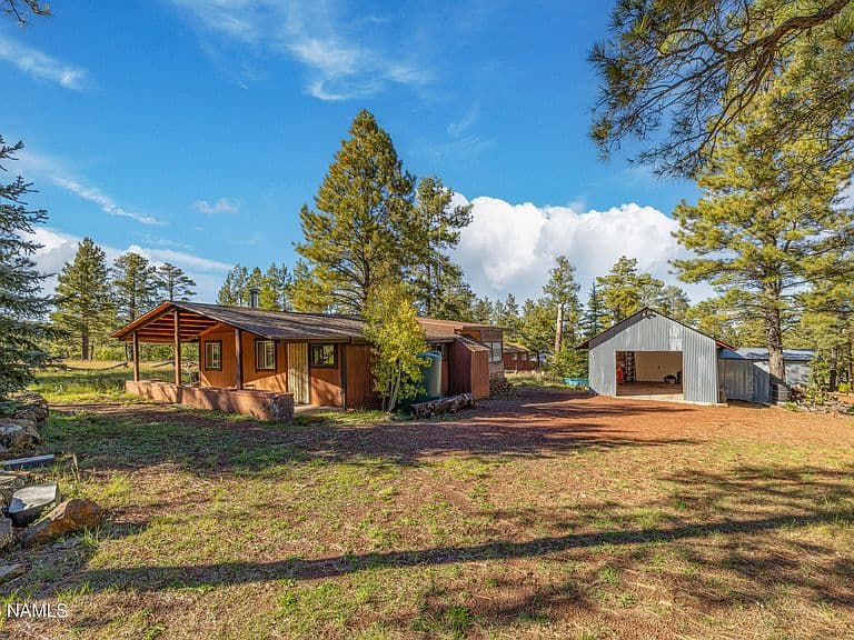 181 Mesa Dr photo 1
