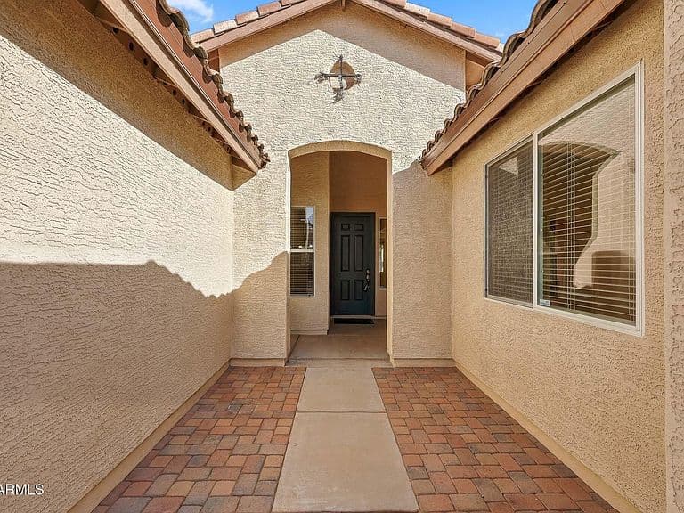 22900 W TWILIGHT Trail photo 2