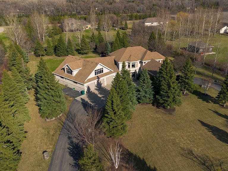 6351 Driftwood Dr photo 1