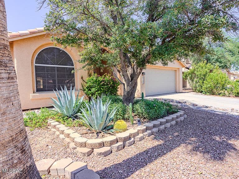 6706 W Nueva Vista Dr photo 1